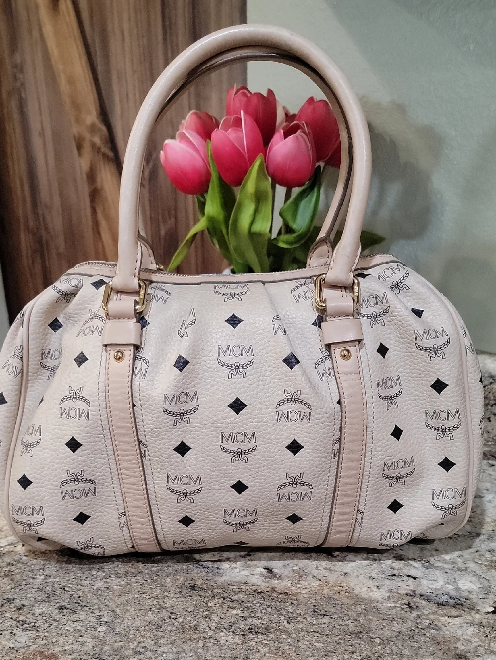 MCM EUC Visetos Buckled Boston Bag like new - Picture 8 of 14